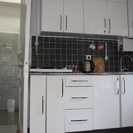 For Those Who Want To Be Close To Beyoglu Istiklal Street Apartment อิสตันบูล ภายนอก รูปภาพ