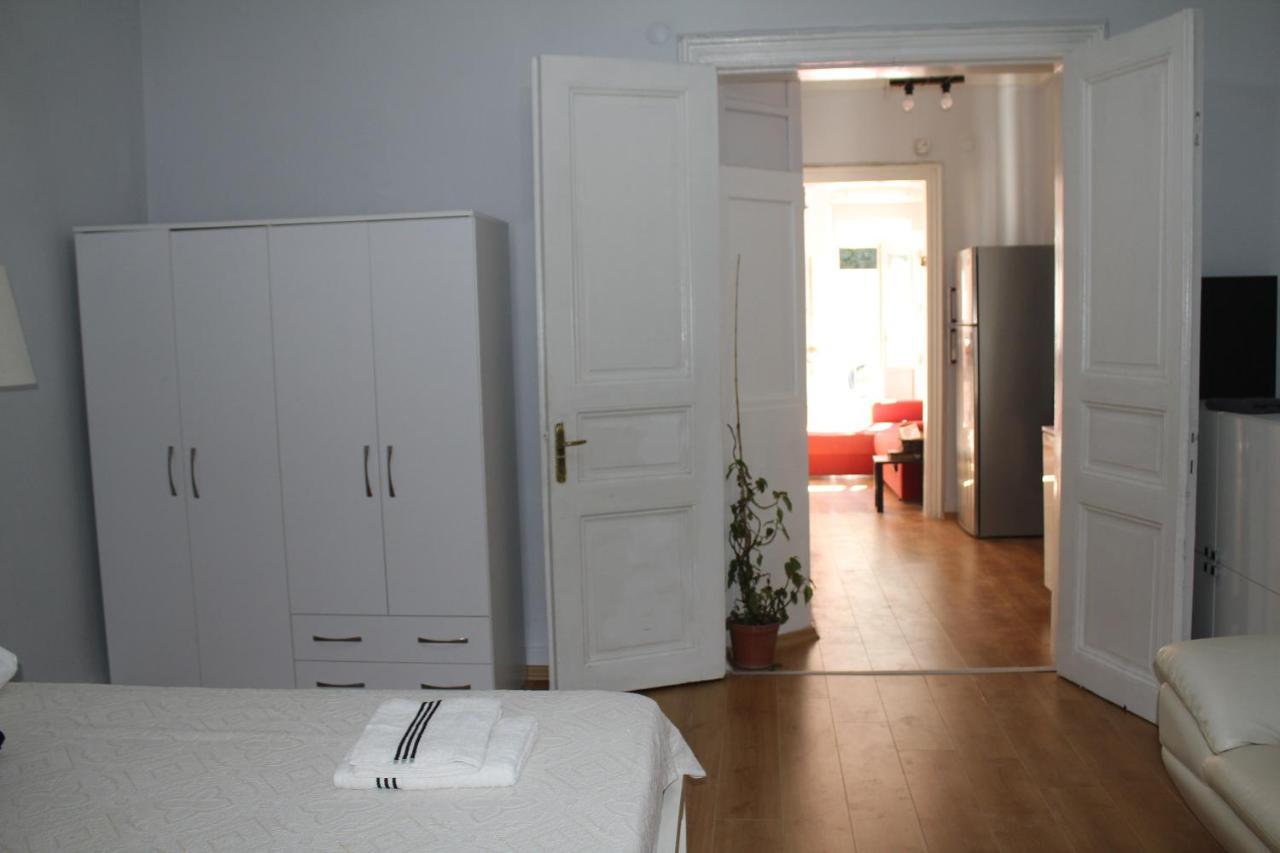 For Those Who Want To Be Close To Beyoglu Istiklal Street Apartment อิสตันบูล ภายนอก รูปภาพ