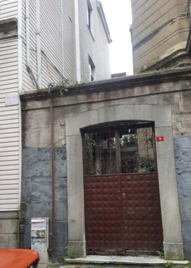 For Those Who Want To Be Close To Beyoglu Istiklal Street Apartment อิสตันบูล ภายนอก รูปภาพ